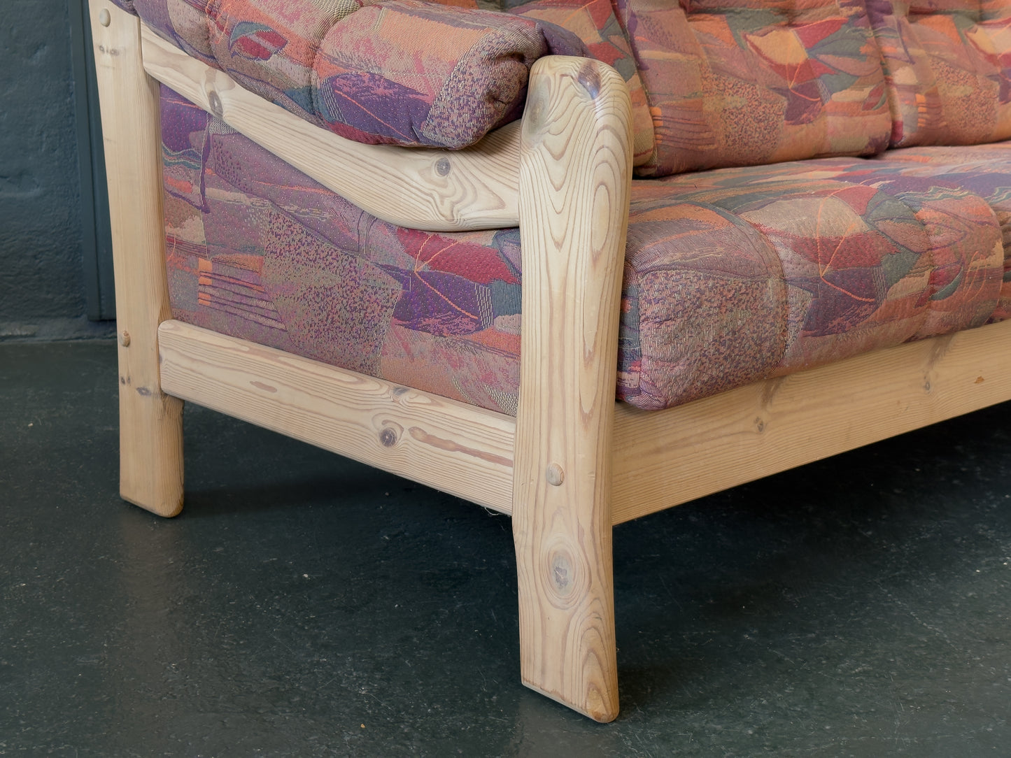L shaped Sofa with Pine Frame