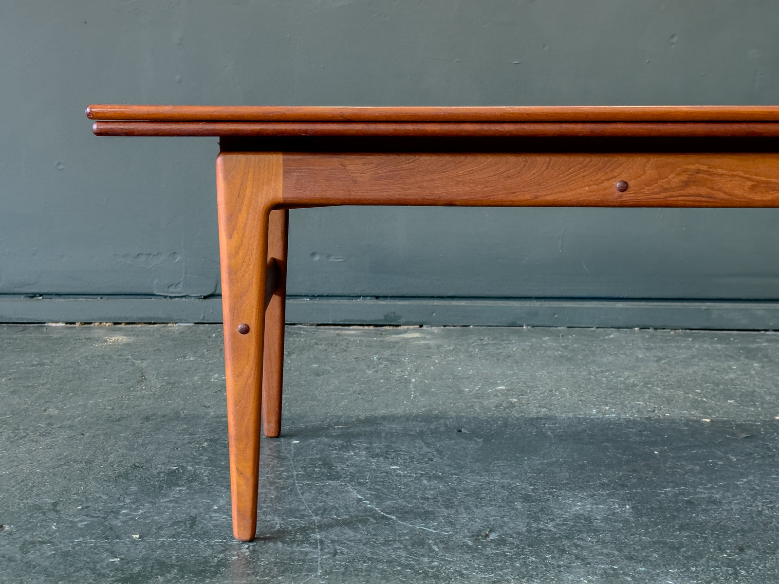 Kai Kristiansen Elevator Table