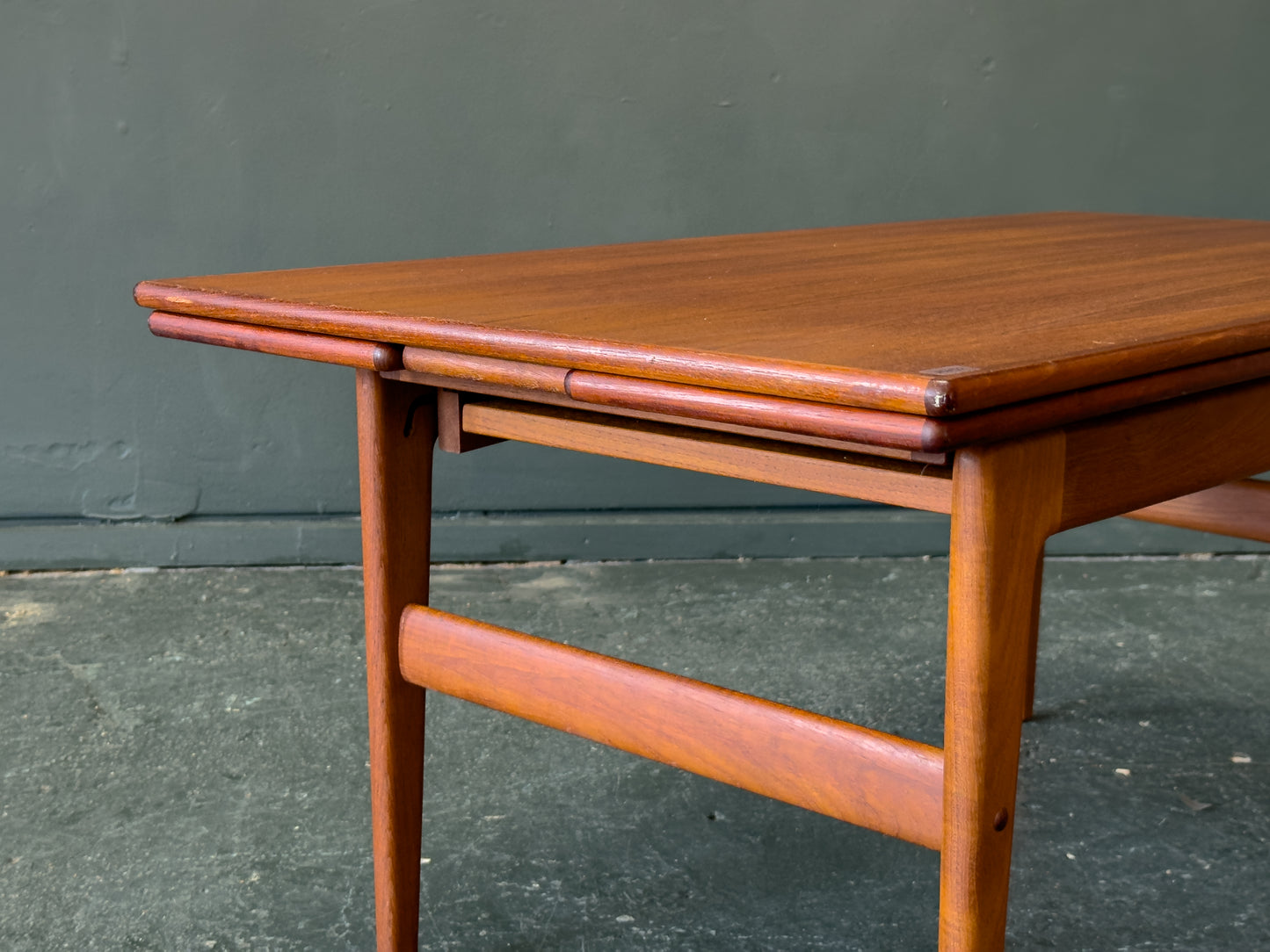 Kai Kristiansen Elevator Table