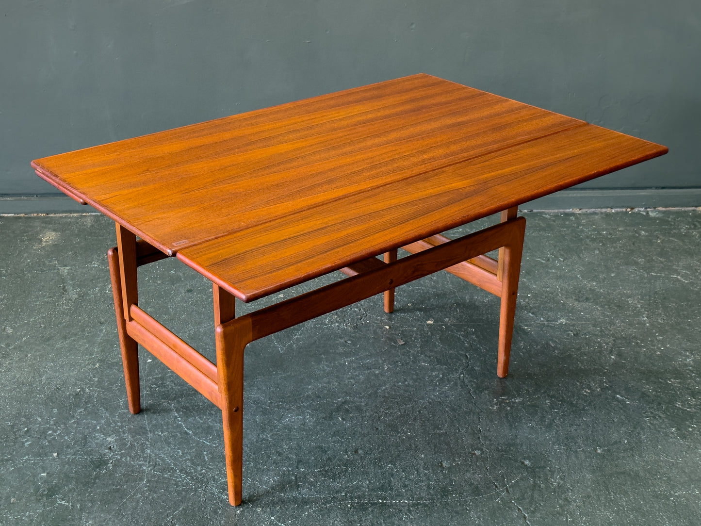 Kai Kristiansen Elevator Table