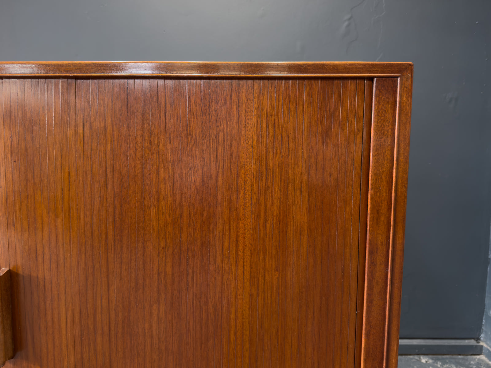 Large Tambour Unit