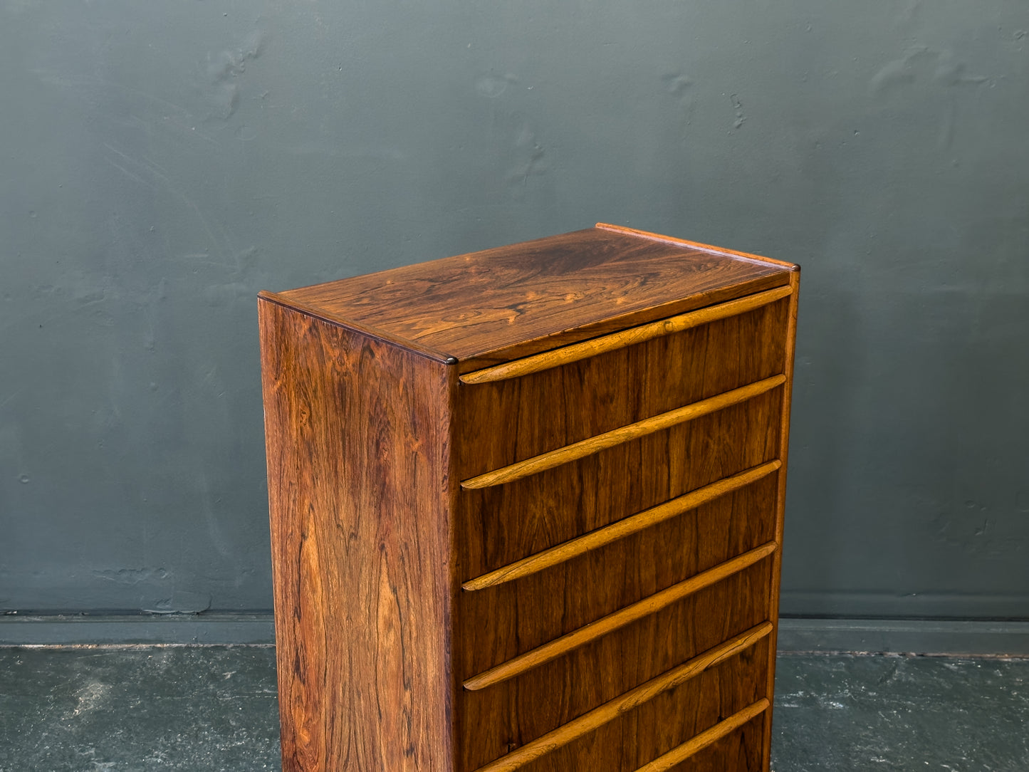 Rosewood Tallboy with 6 Drawers