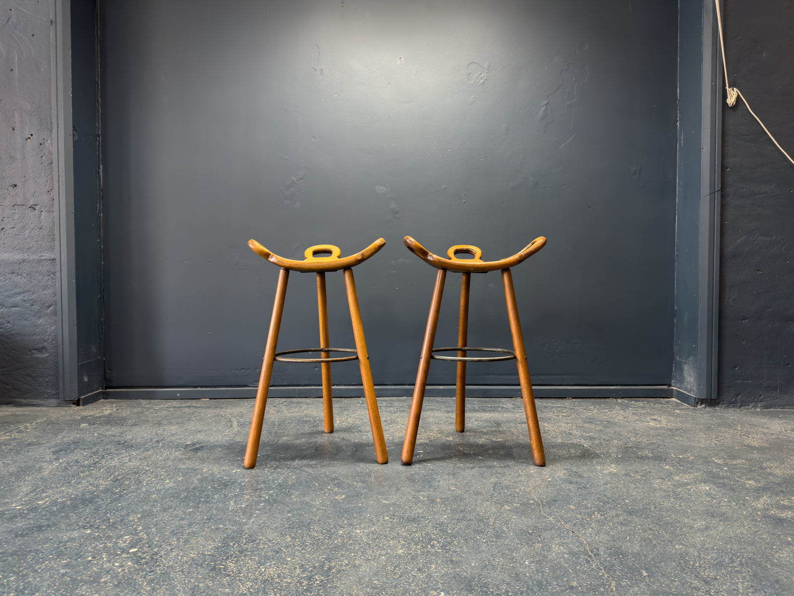 Sergio Rodrigues Merbella Stool