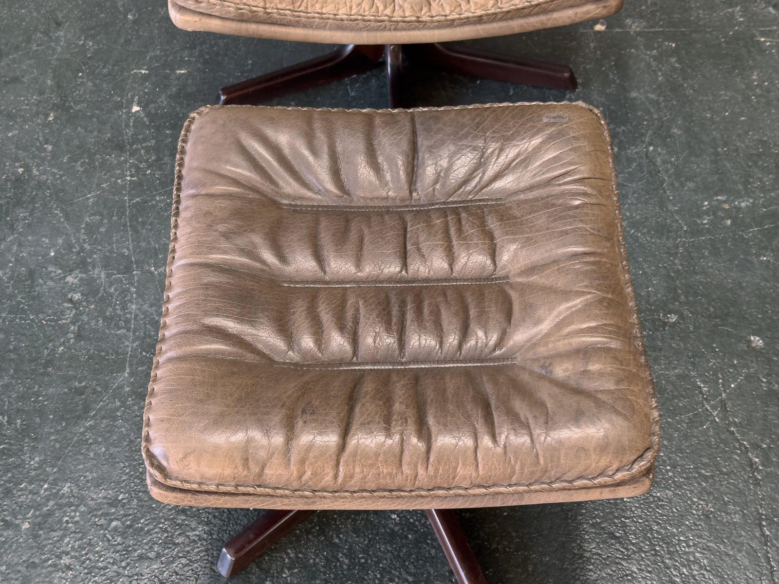 Leather Adjustable Easy Chair & Ottoman by Berg Furniture