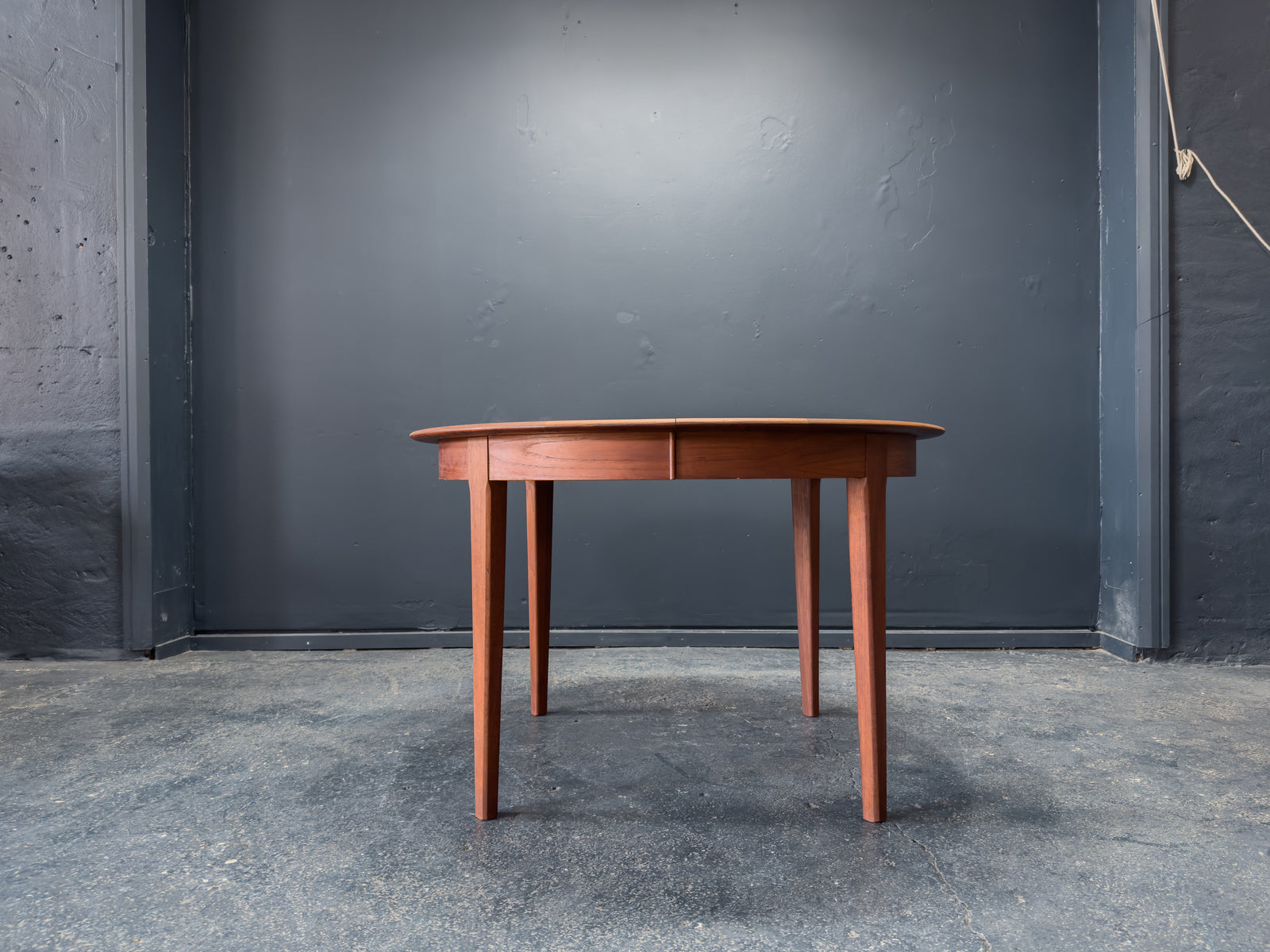 Round Teak Dining Table