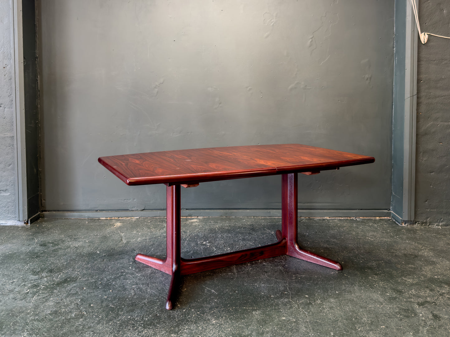 Rosewood Extending Dining Table by Skovby