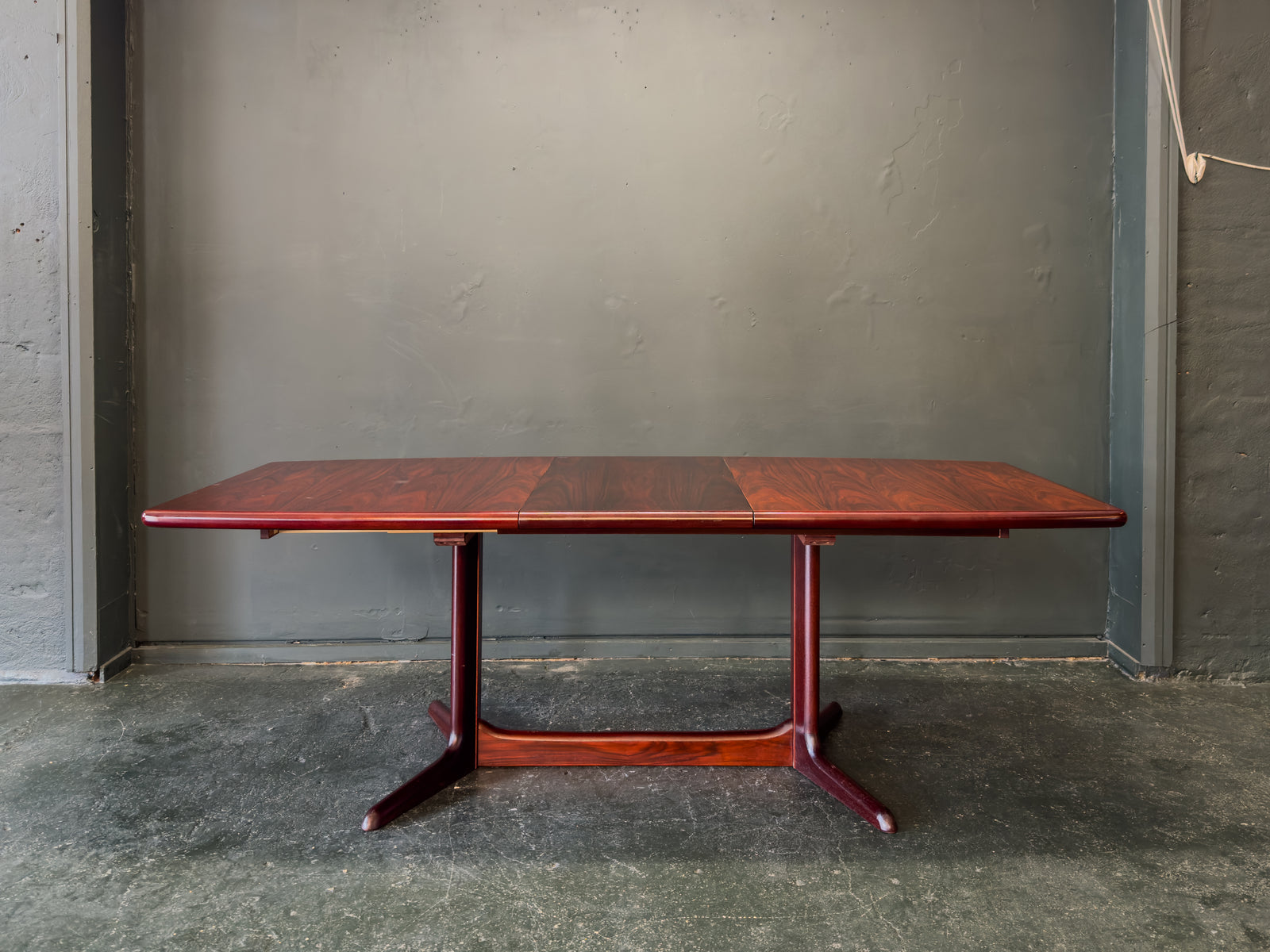 Rosewood Extending Dining Table by Skovby