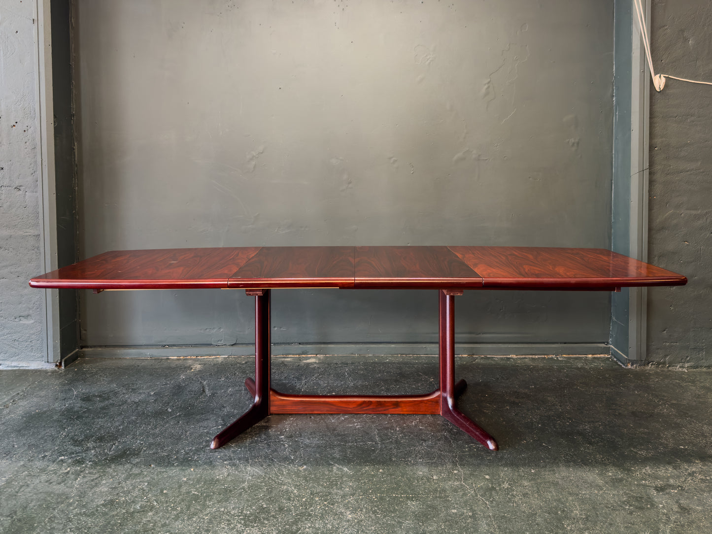 Rosewood Extending Dining Table by Skovby