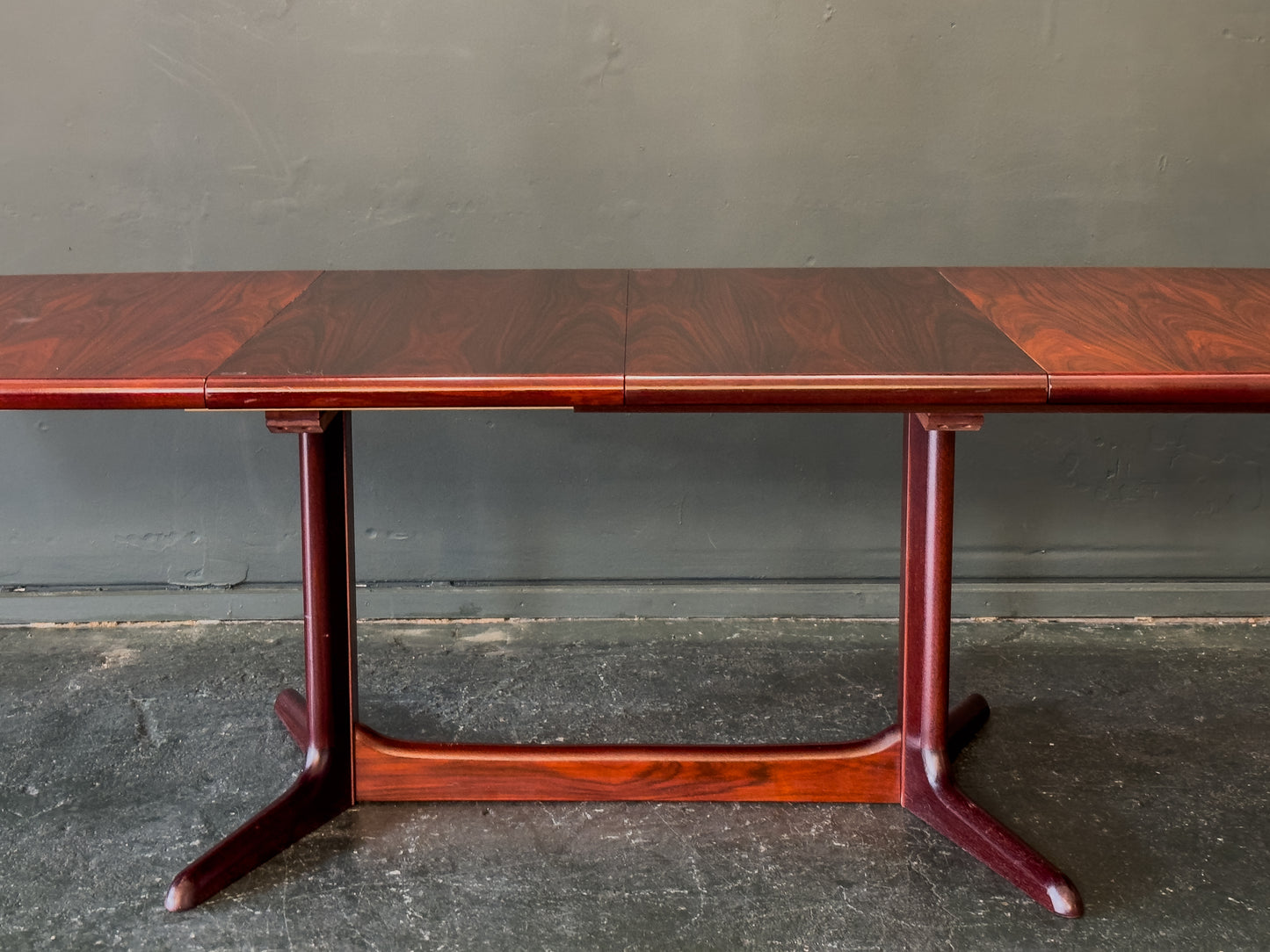 Rosewood Extending Dining Table by Skovby
