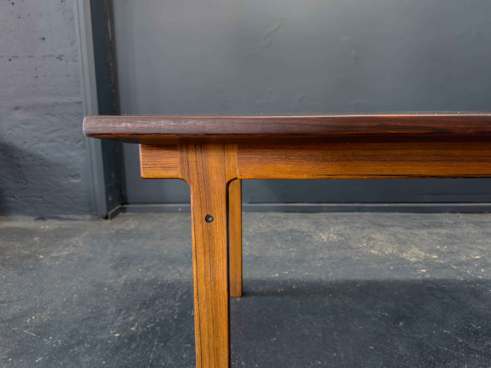 Extending Rosewood Dining Table