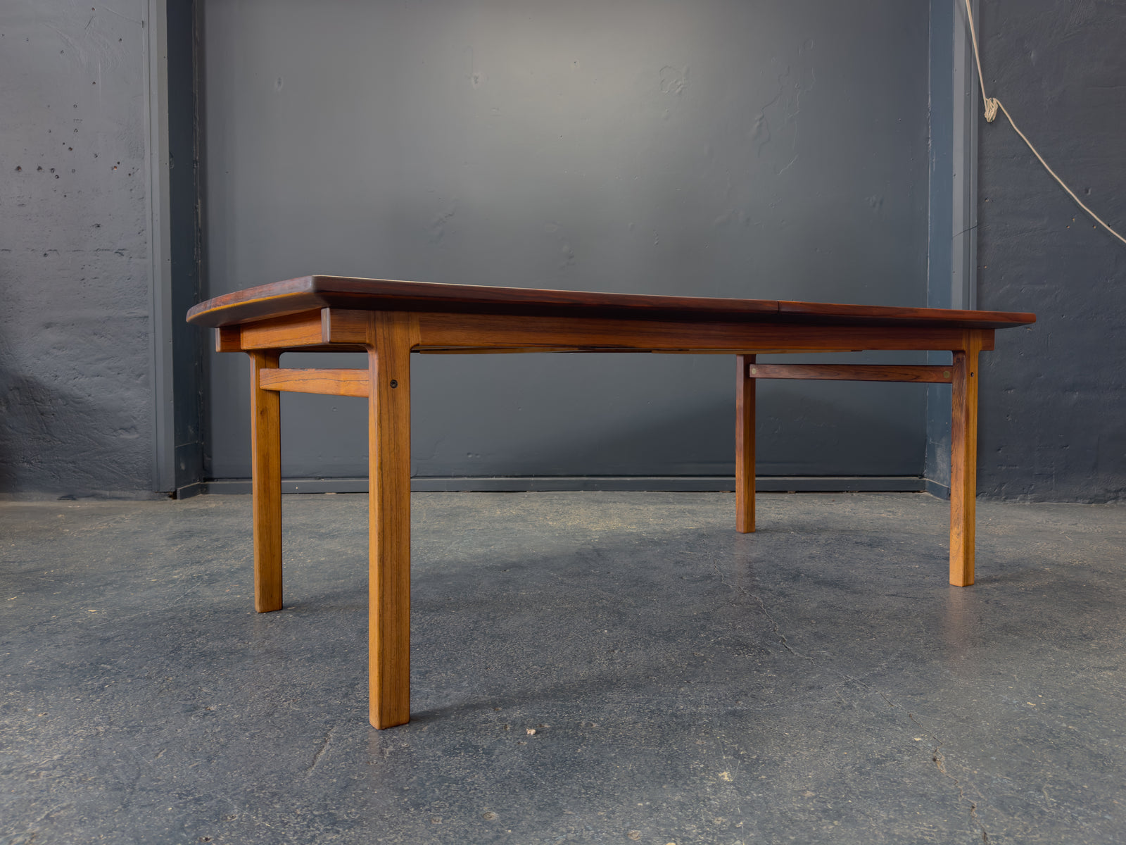 Extending Rosewood Dining Table