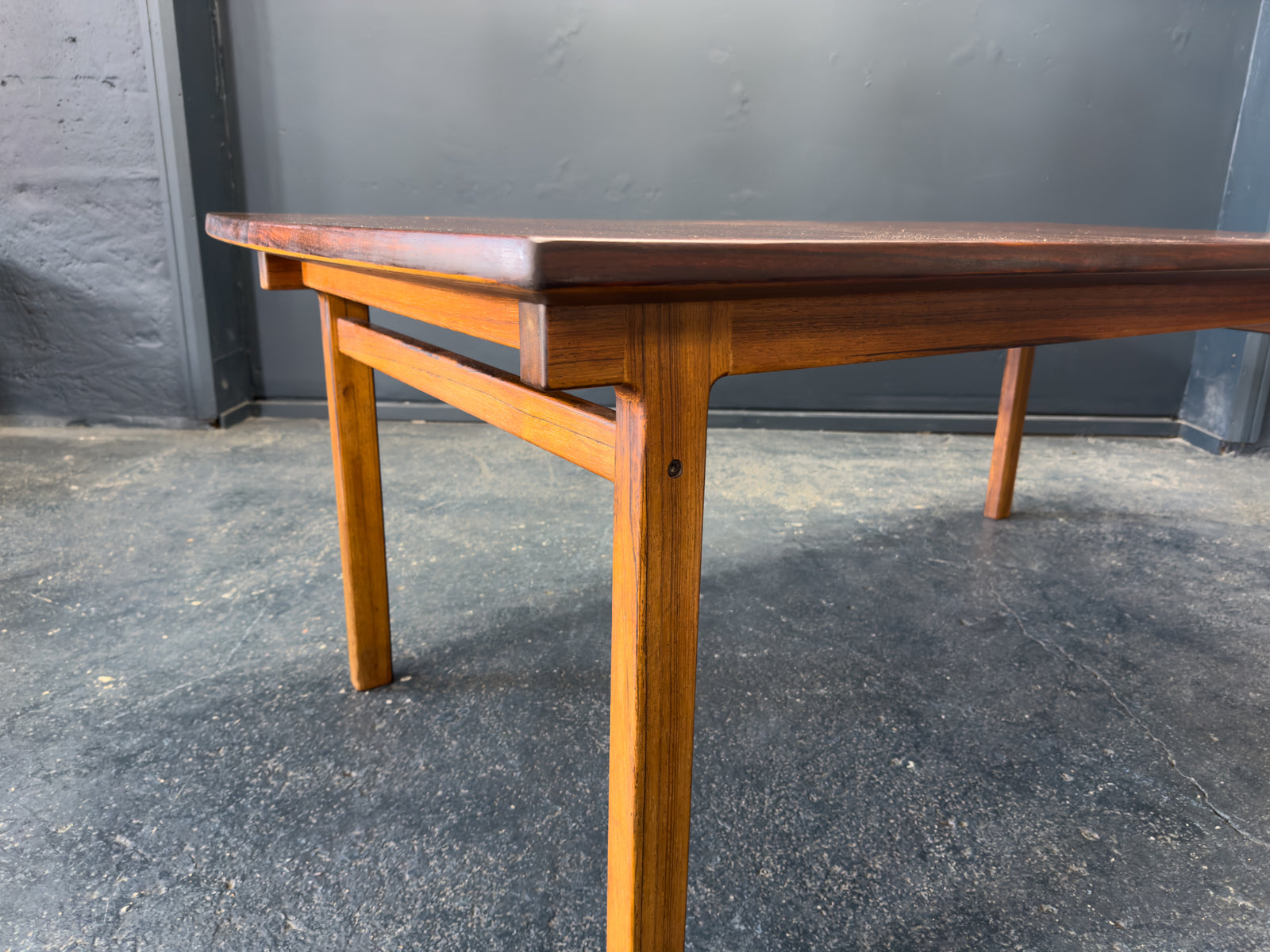 Extending Rosewood Dining Table