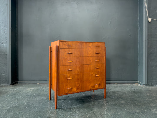 Large Teak Chest of Drawers with 6 Drawers