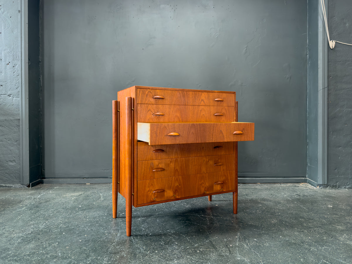 Large Teak Chest of Drawers with 6 Drawers