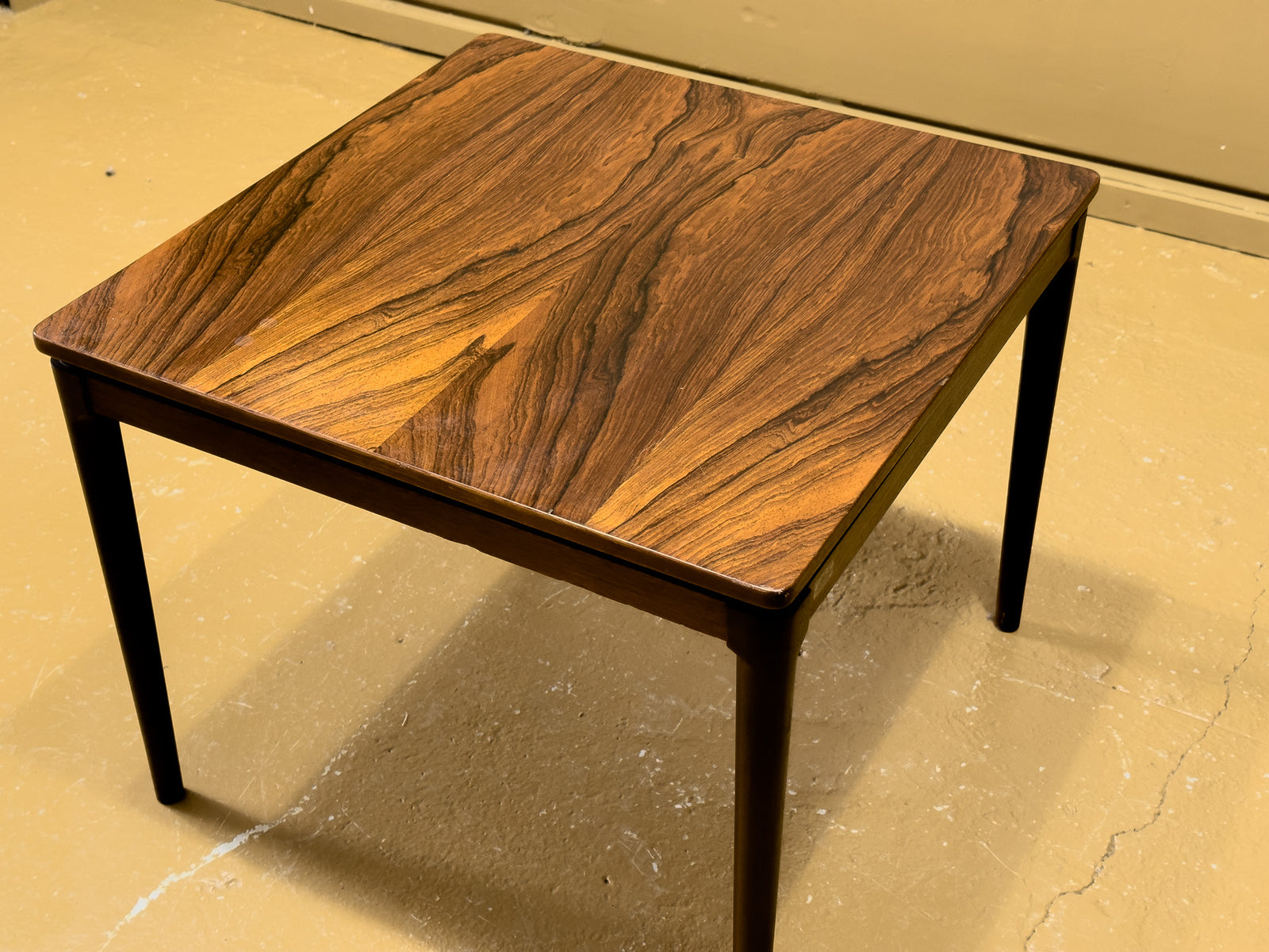 Medium Rosewood Coffee Table
