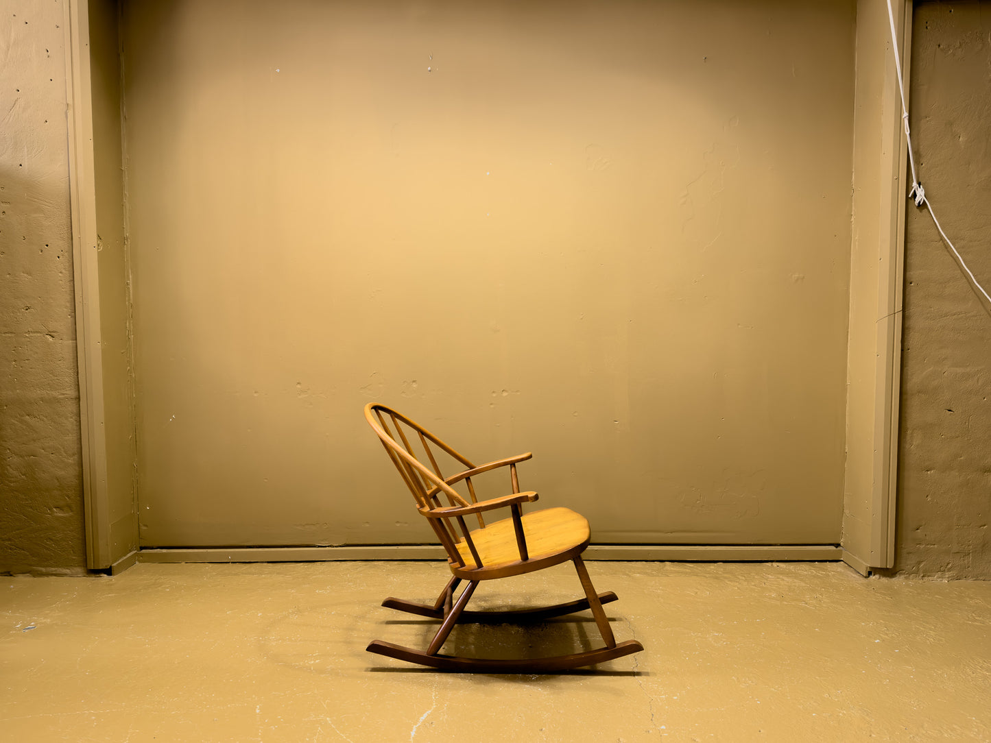20th century Rocking chair