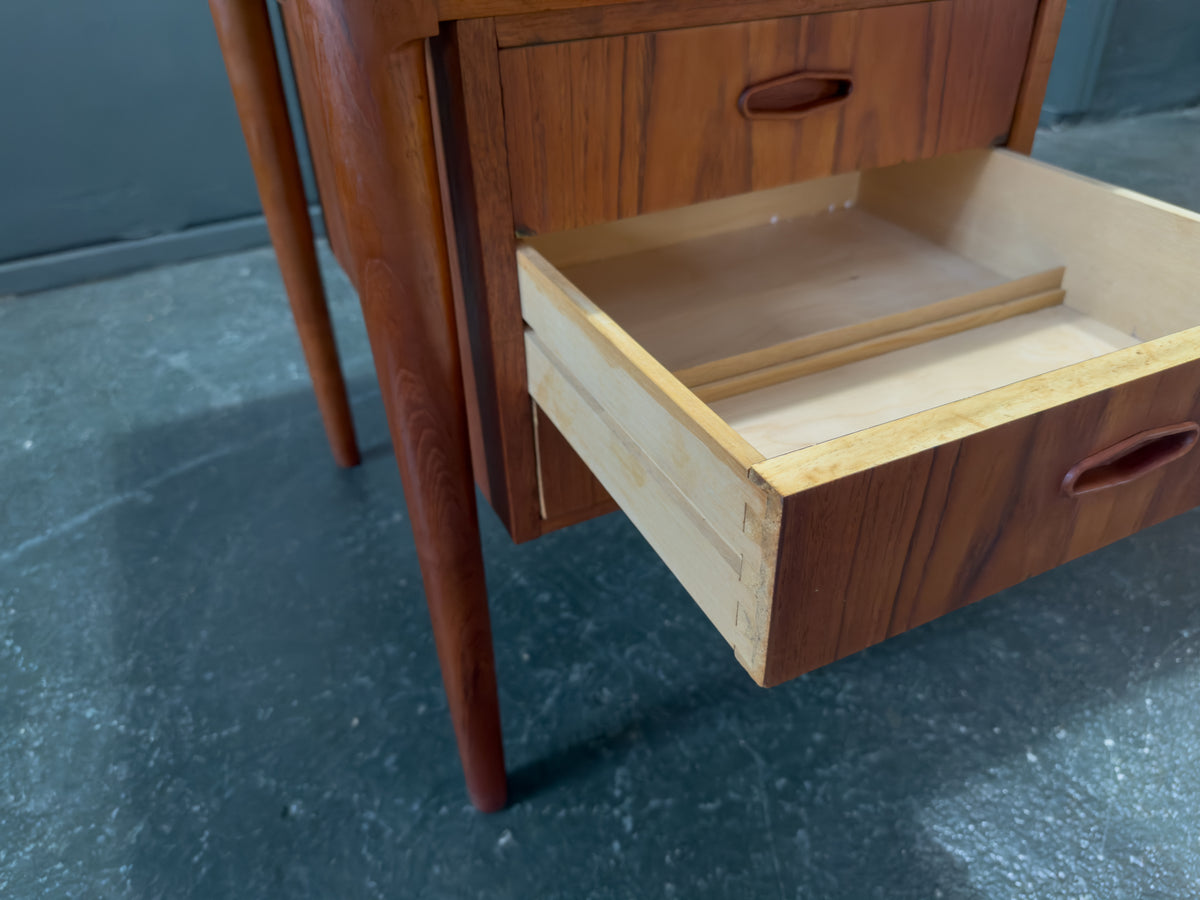 Extending Teak Desk