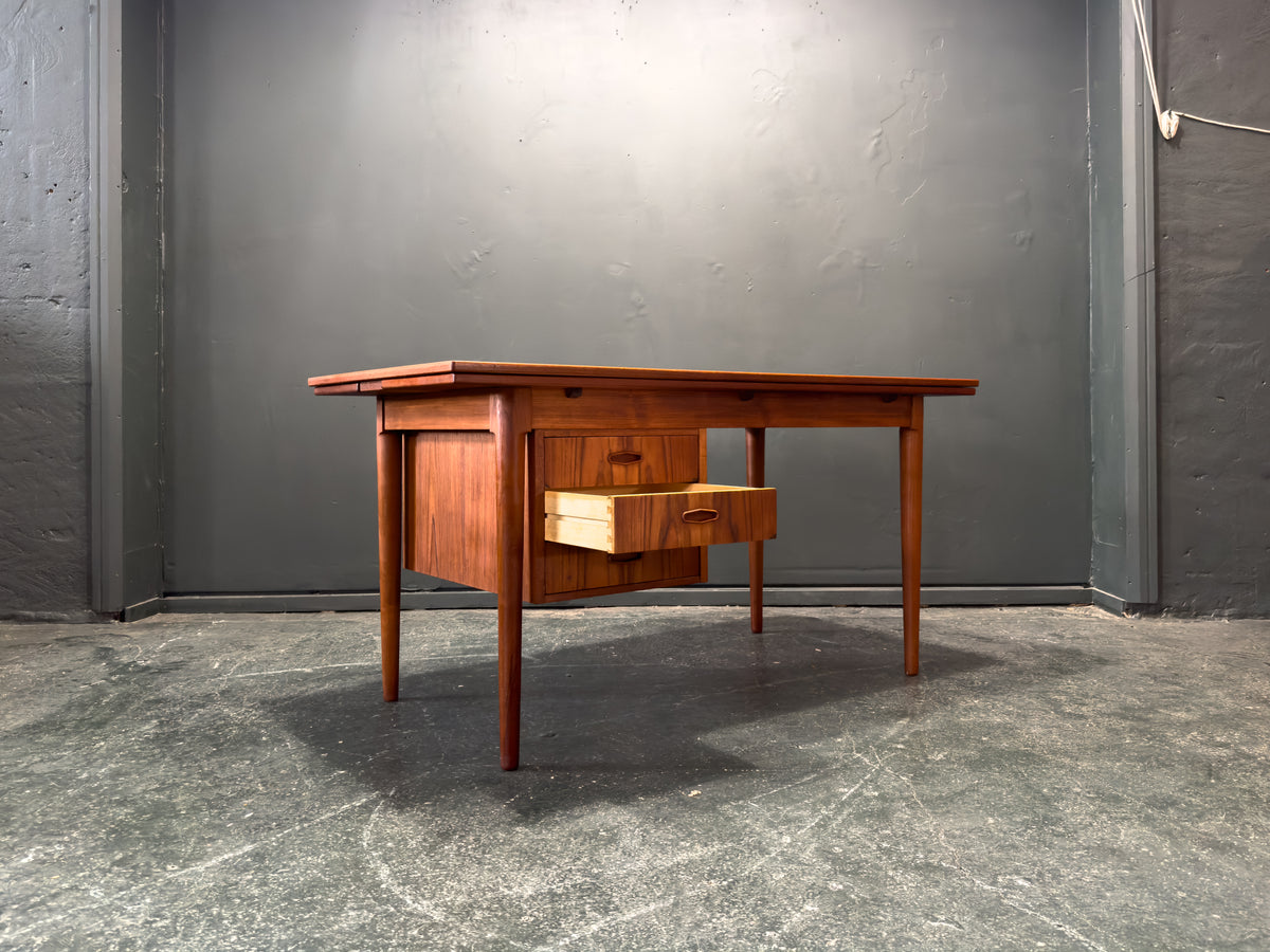Extending Teak Desk
