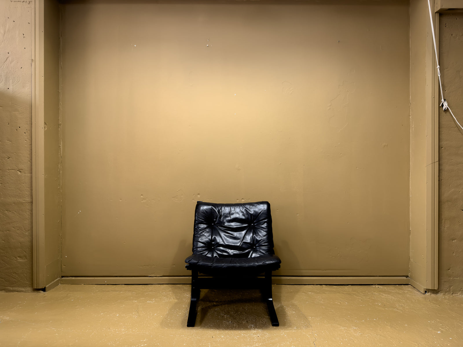 Black Siesta Chair