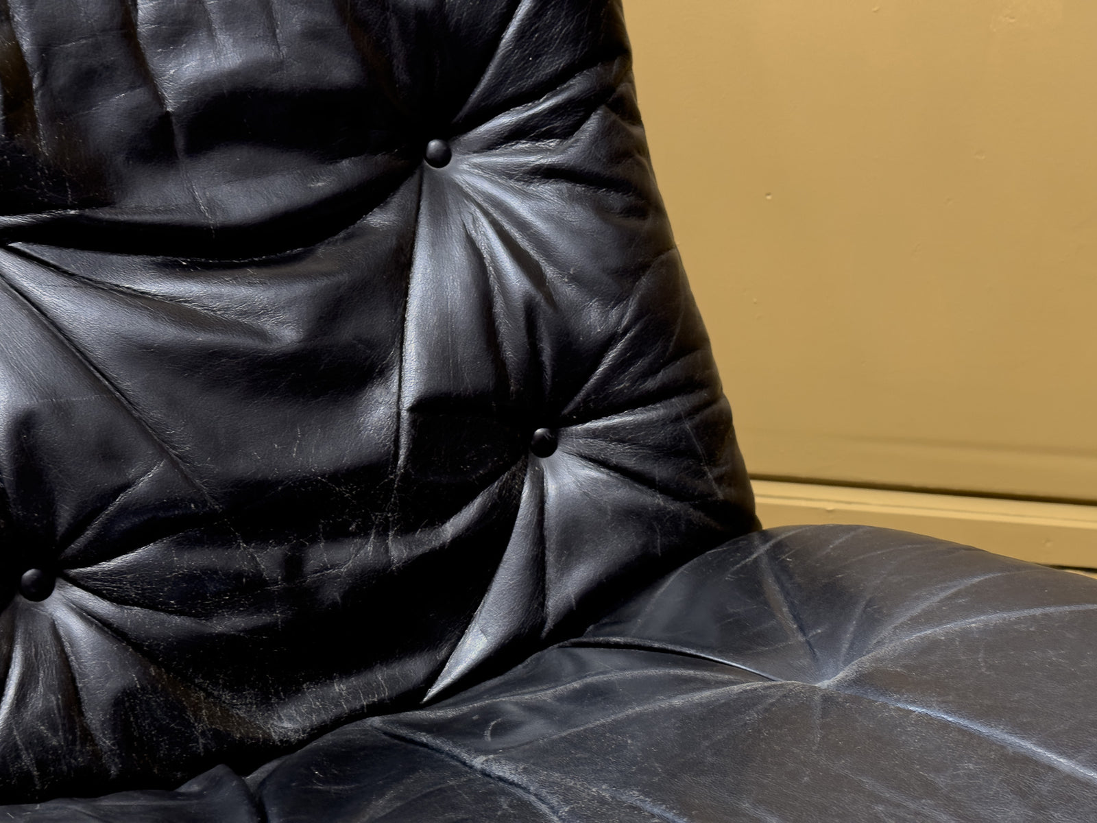 Black Siesta Chair