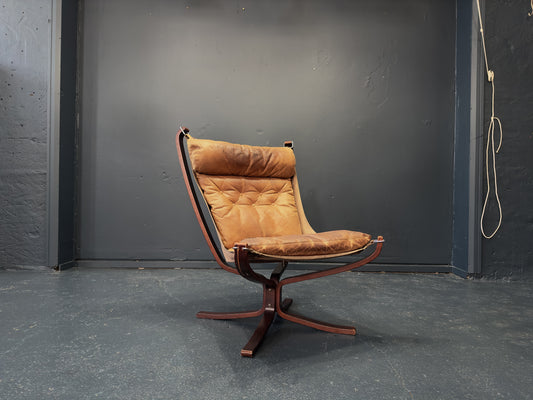 Falcon Chair