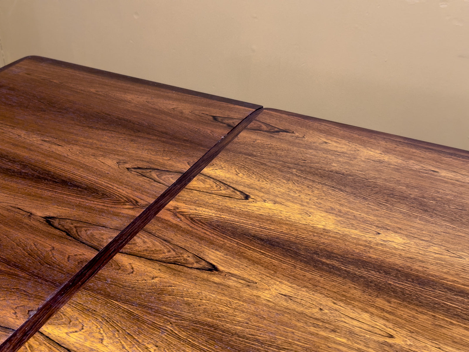 Rosewood Table with Double Leaf