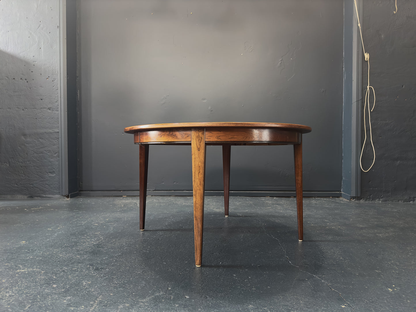 Round Rosewood Dining Table