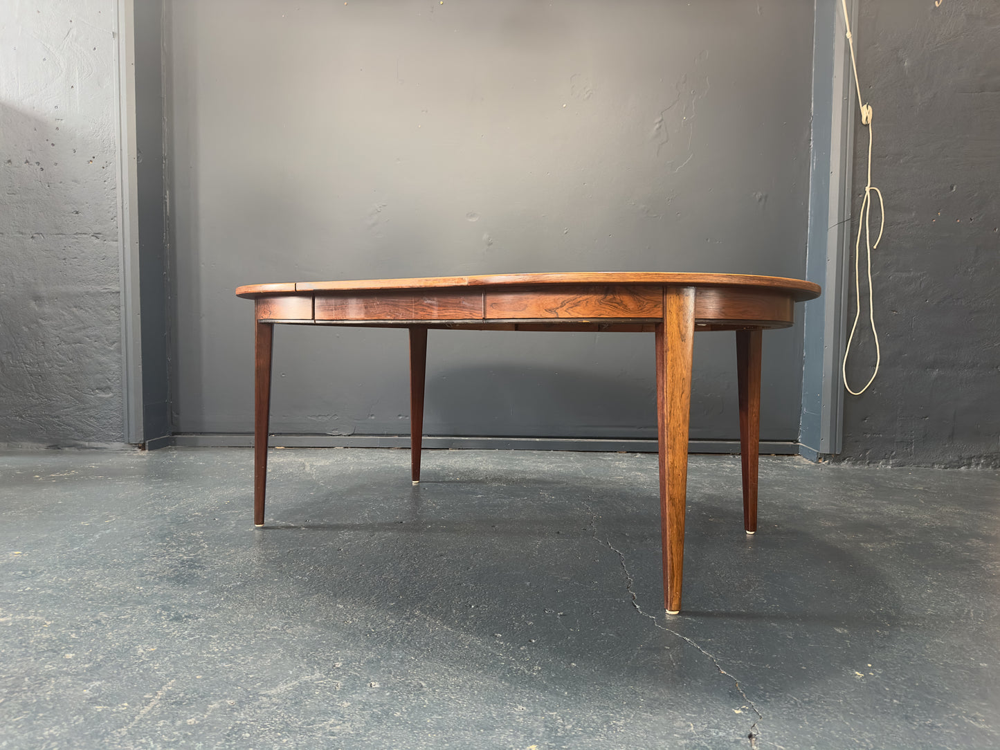 Round Rosewood Dining Table