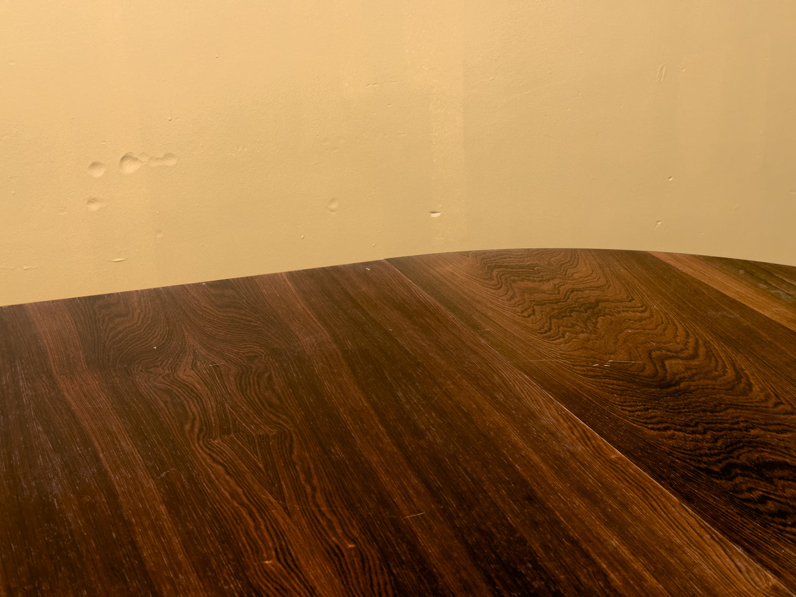 Round Rosewood table with leaf