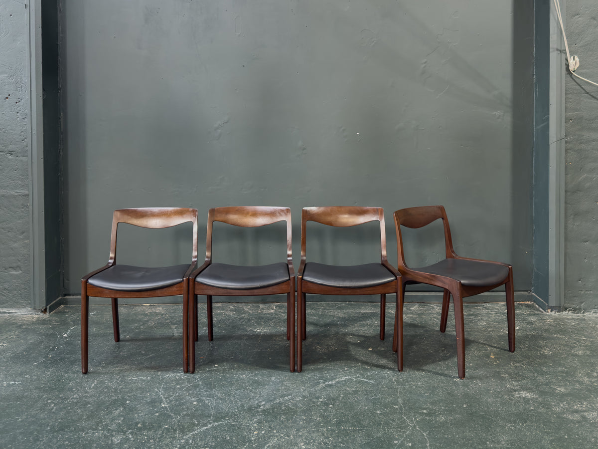 Set of 4 Rosewood and Black Leather Dining Chairs Designed by P.J. Møbelfabrik