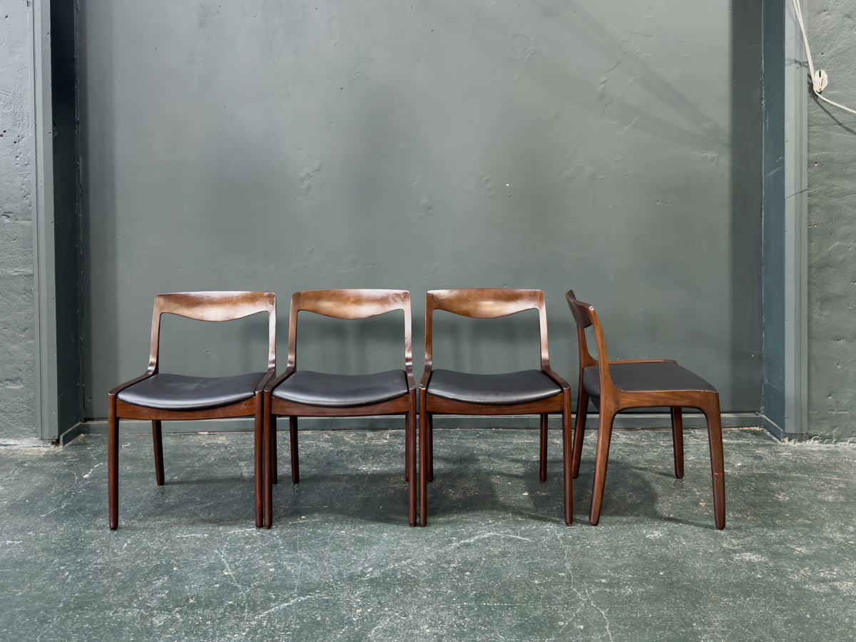 Set of 4 Rosewood and Black Leather Dining Chairs Designed by P.J. Møbelfabrik