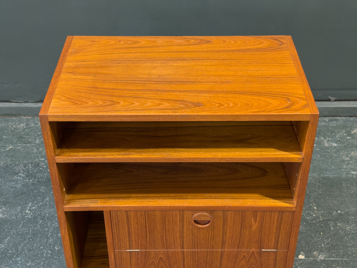 Teak Hi-Fi Unit on Wheels