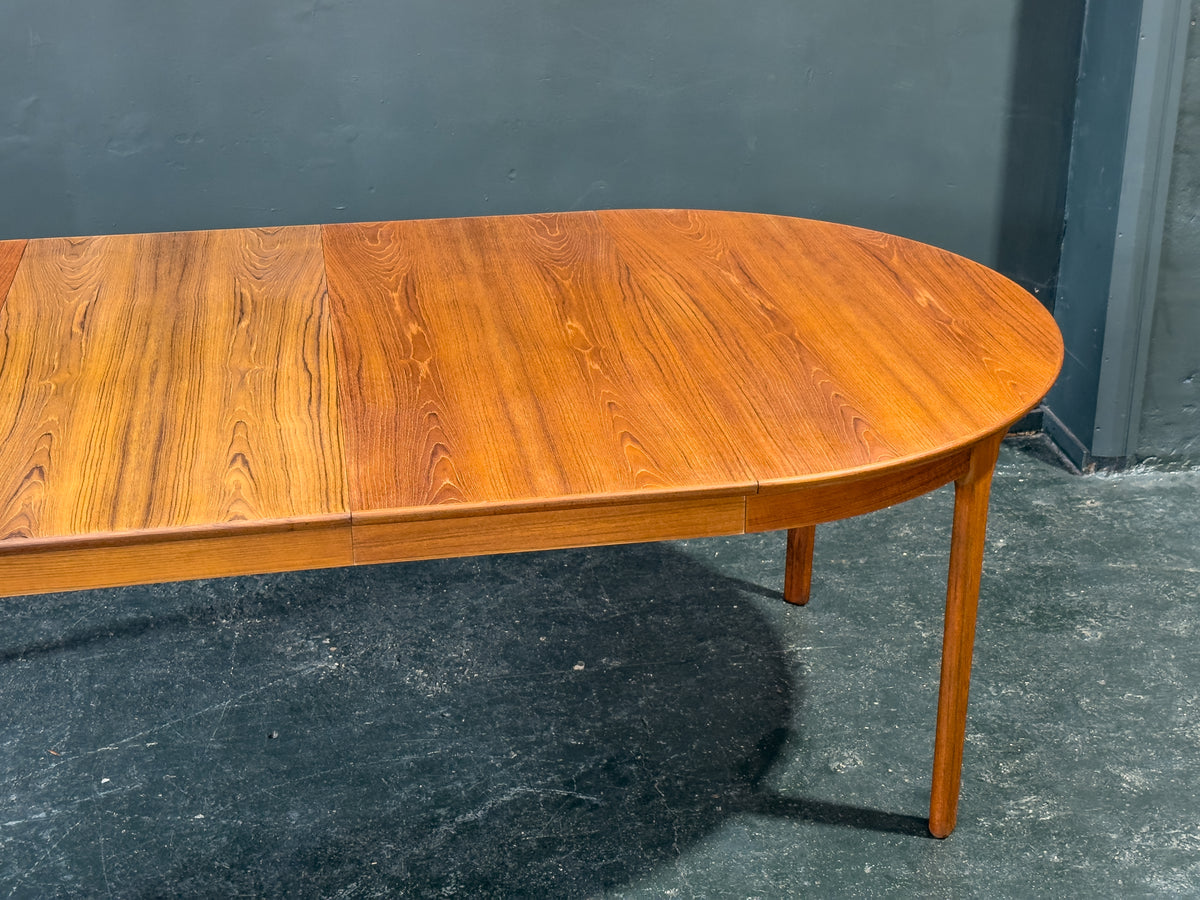 Round Extending Teak Dining Table