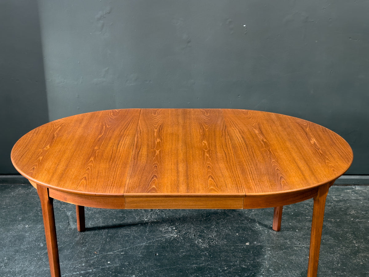 Round Extending Teak Dining Table