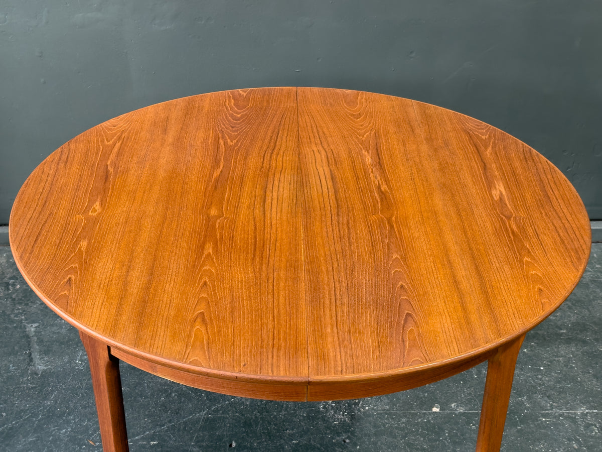 Round Extending Teak Dining Table