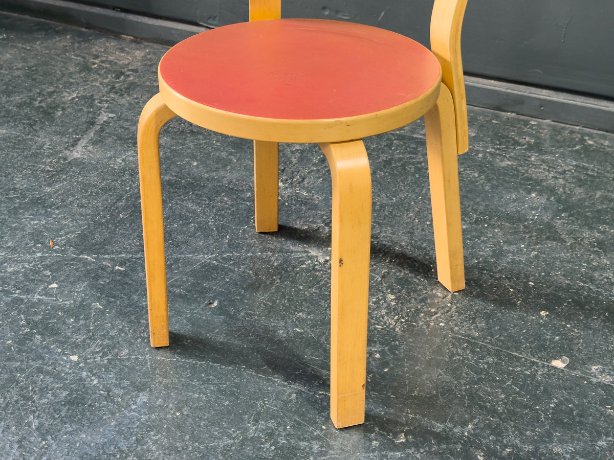 Alvar Aalto Red Model 68
