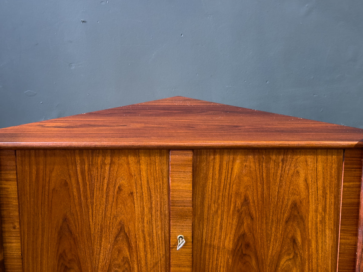Rosewood Corner Cabinet Unit by Oman Junn Møbelfabrik