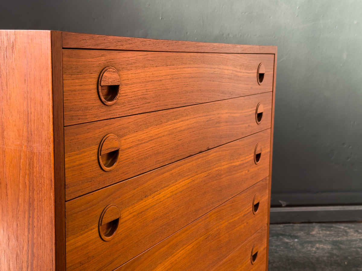 Teak Chest of Drawers with Round Handles