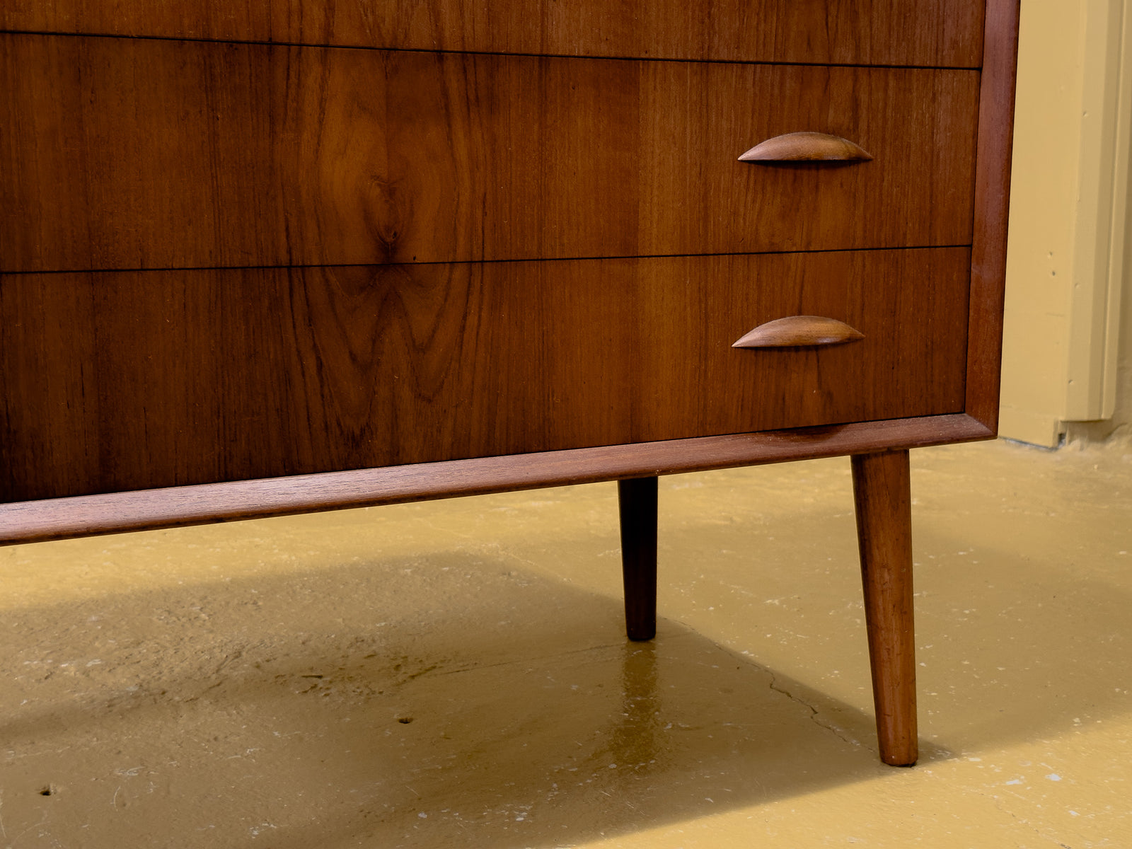 Teak chest of drawers