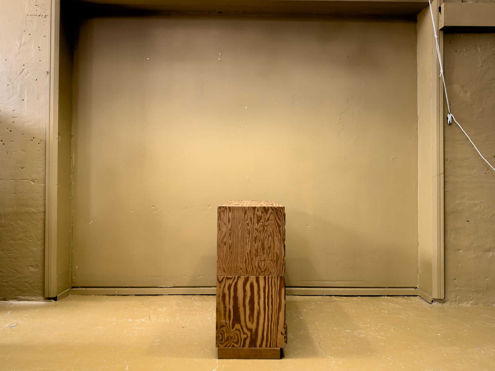 Pine chest of drawers