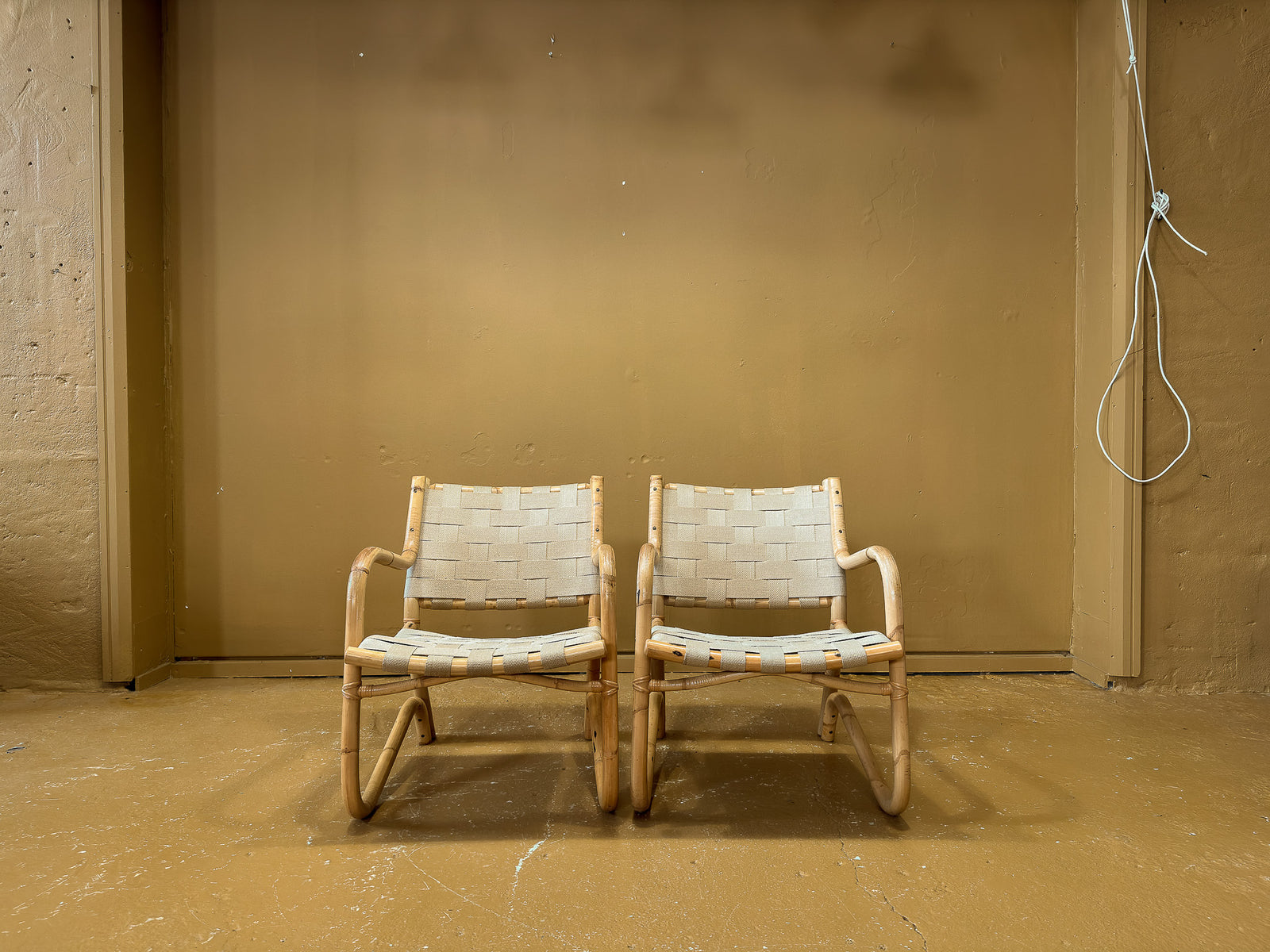 Singular Bamboo Lattice Chair