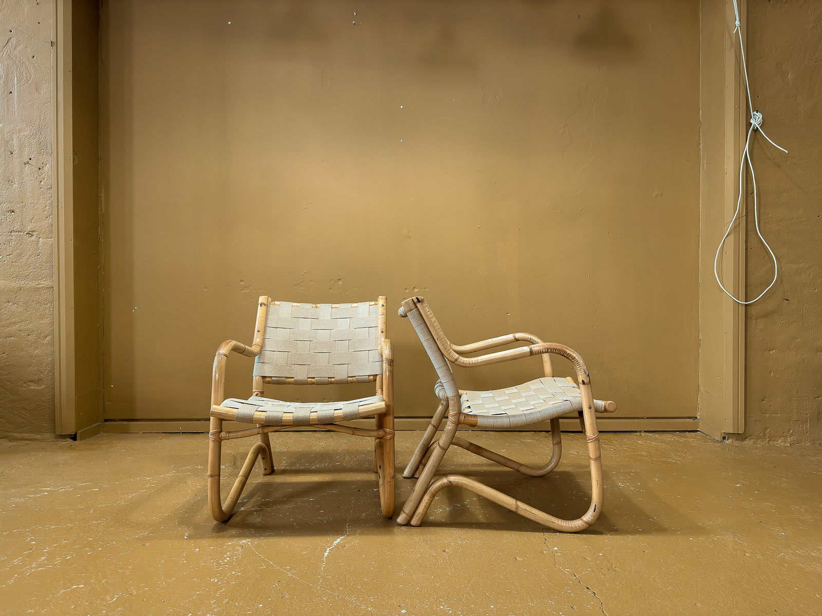 Singular Bamboo Lattice Chair