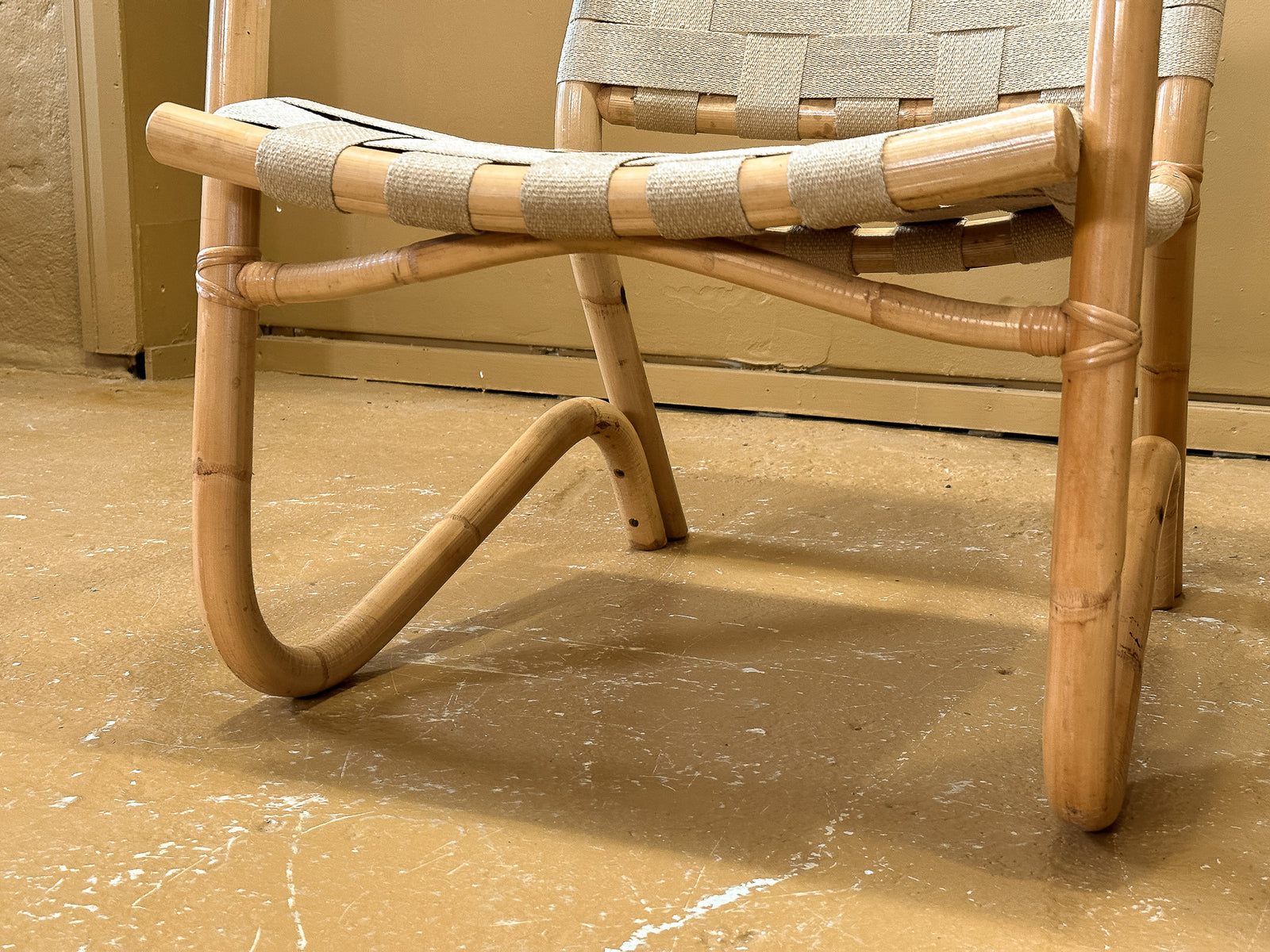 Singular Bamboo Lattice Chair
