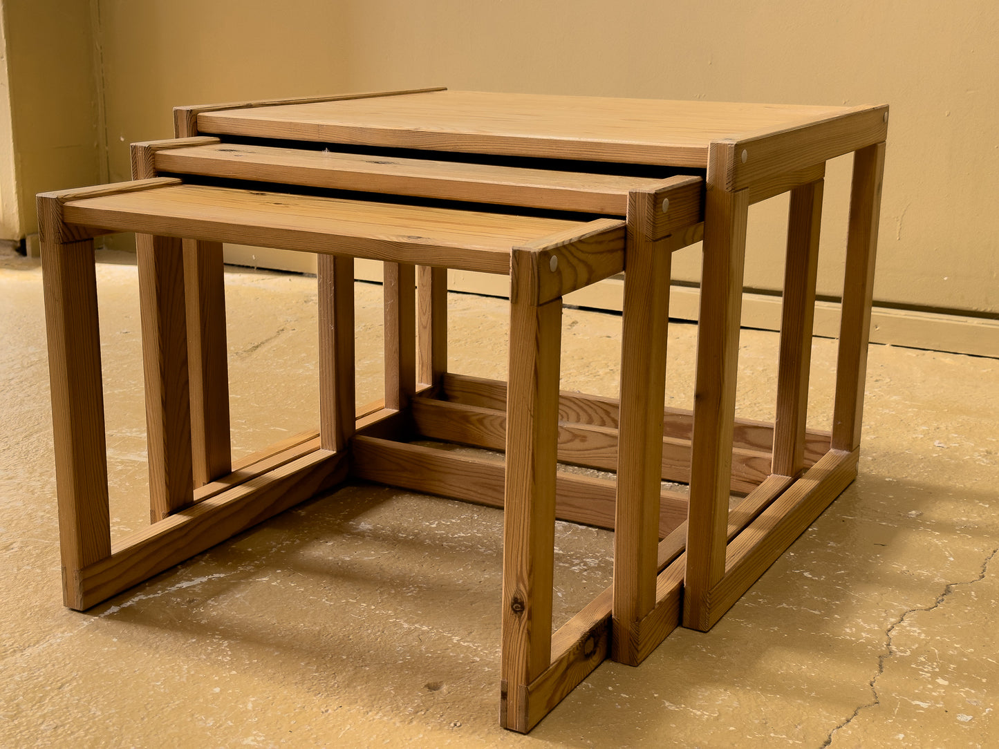 Pine Nesting Tables