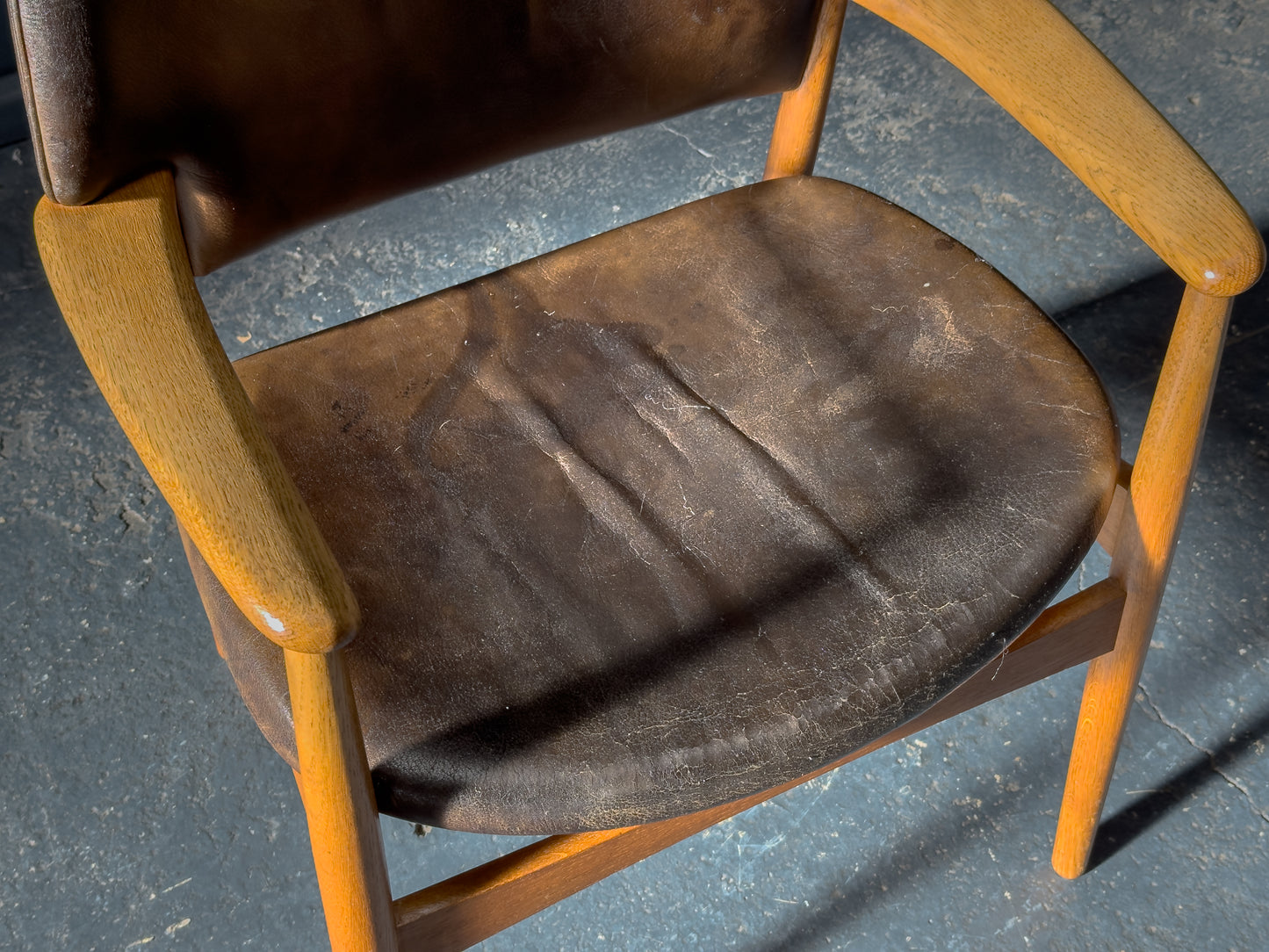 Ejnar Larsen & Aksel Bender Madsen Model 4205 Chair