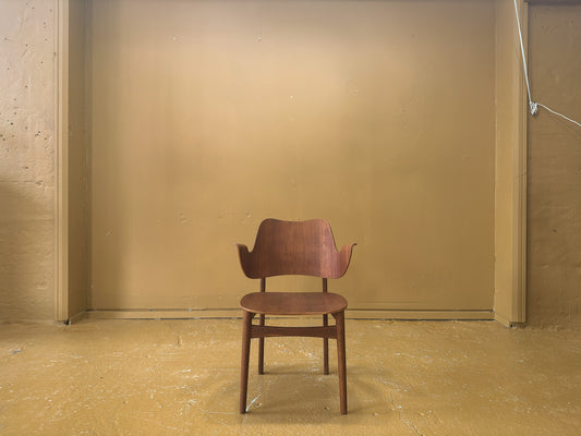 Hans Olsen Model 107 Chair