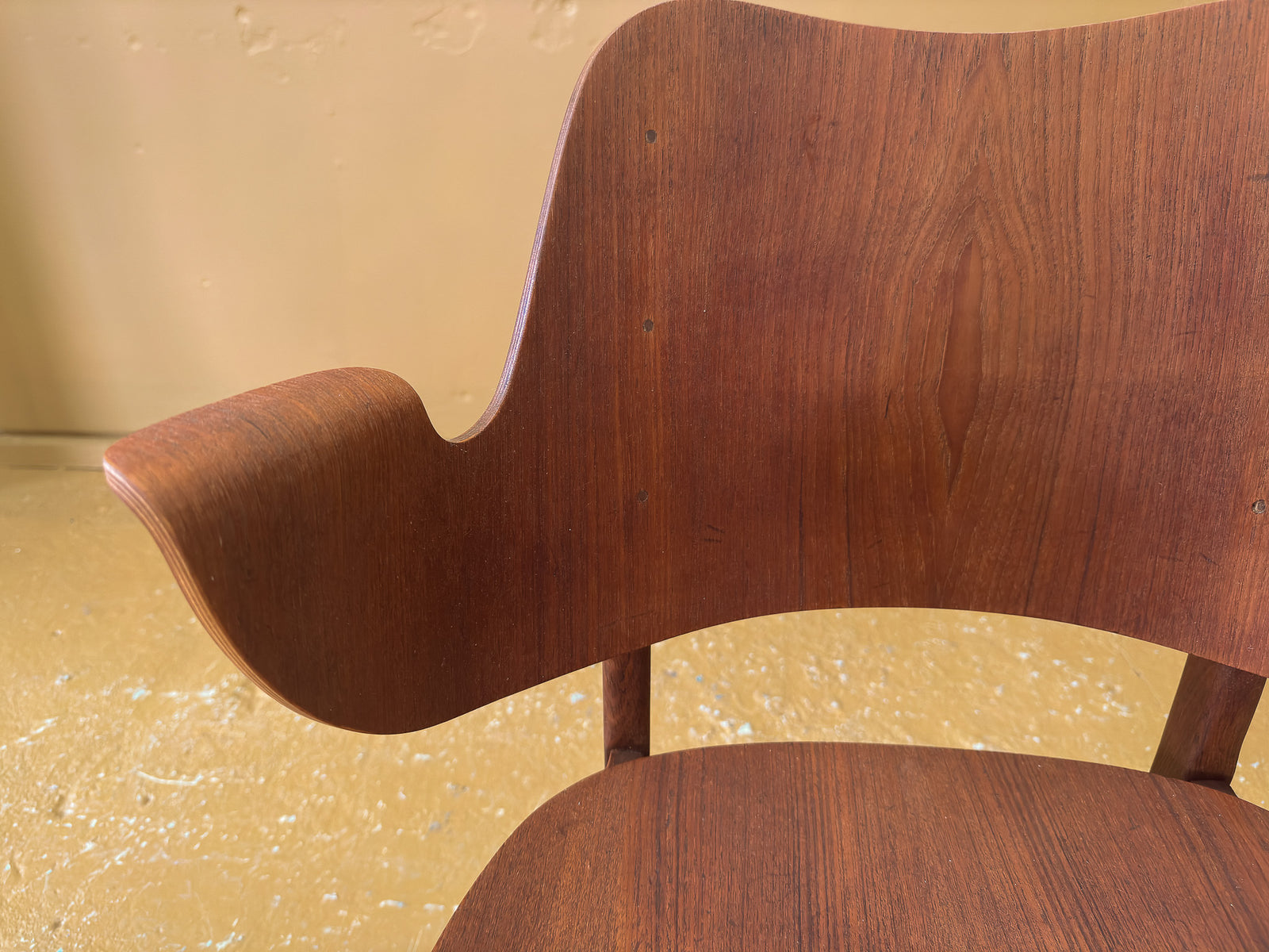 Hans Olsen Model 107 Chair