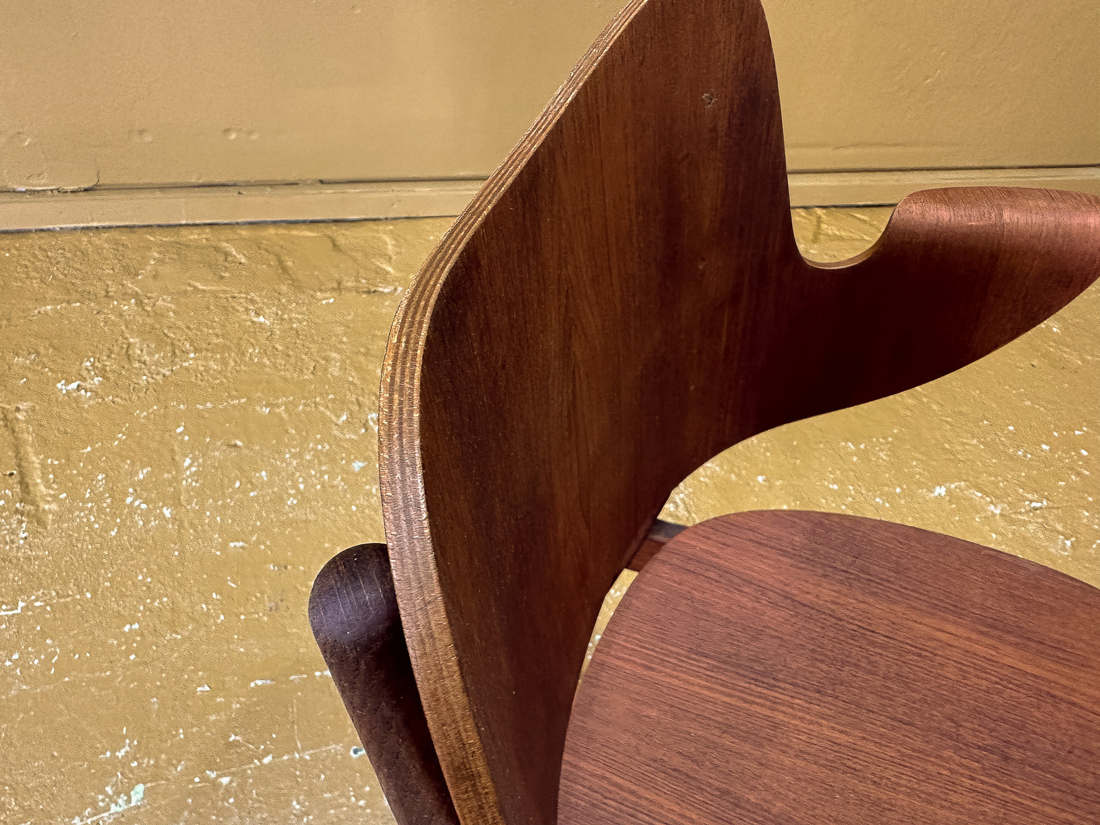 Hans Olsen Model 107 Chair