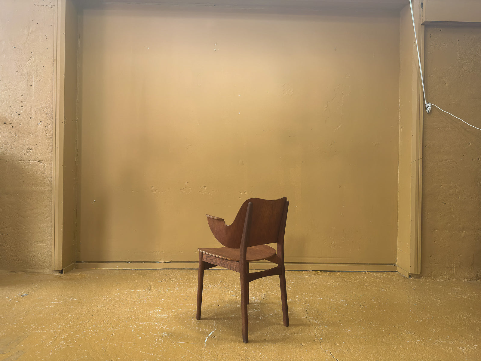 Hans Olsen Model 107 Chair