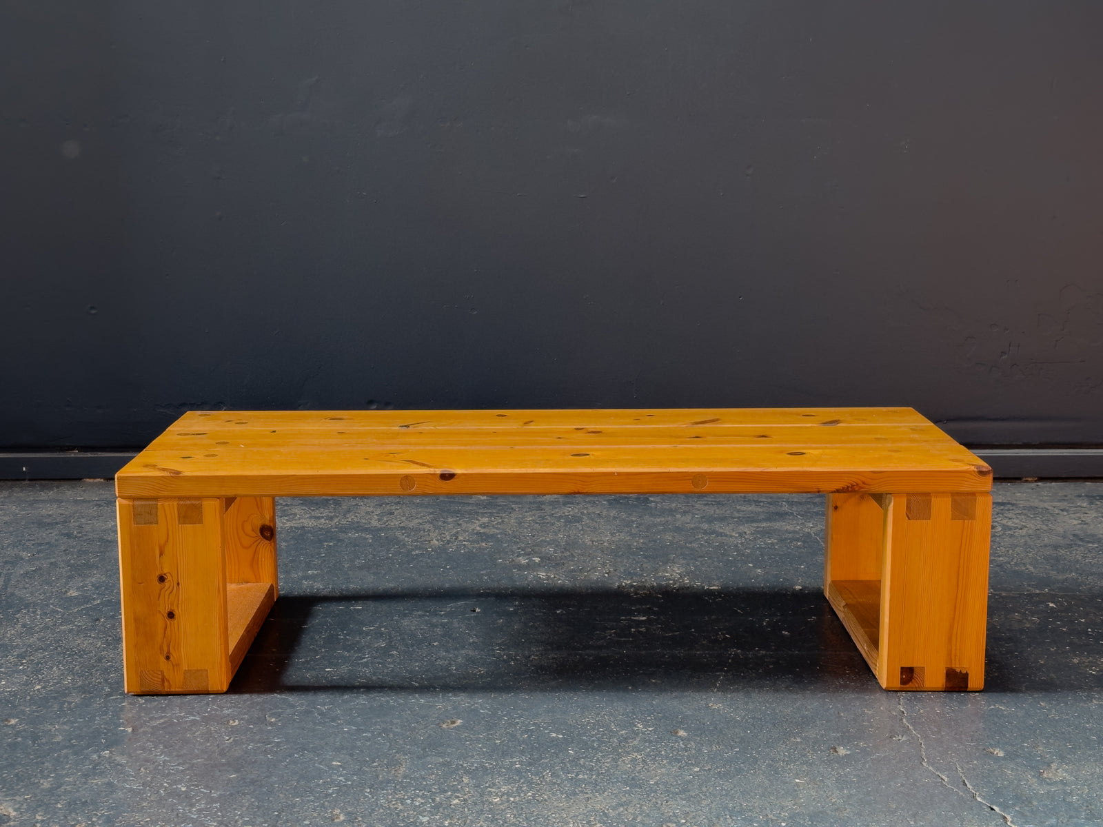 Low Pine Bench